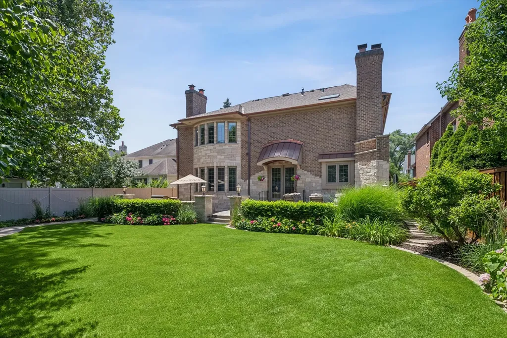 515 South Sunnyside Avenue Elmhurst IL 60126