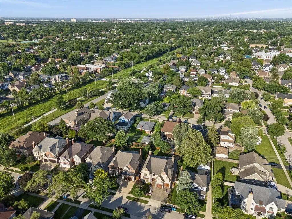 515 South Sunnyside Avenue Elmhurst IL 60126