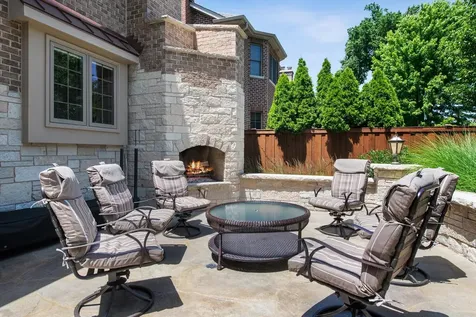 515 South Sunnyside Avenue Elmhurst IL 60126