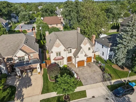 515 South Sunnyside Avenue Elmhurst IL 60126