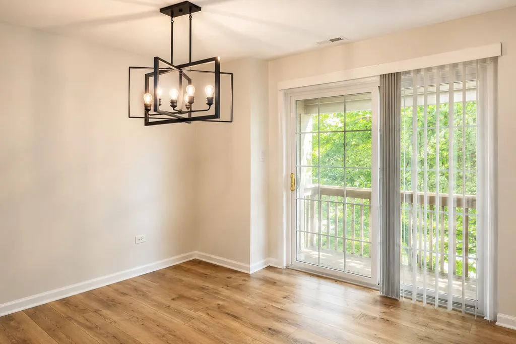 1516 West Jefferson Avenue Naperville IL 60540