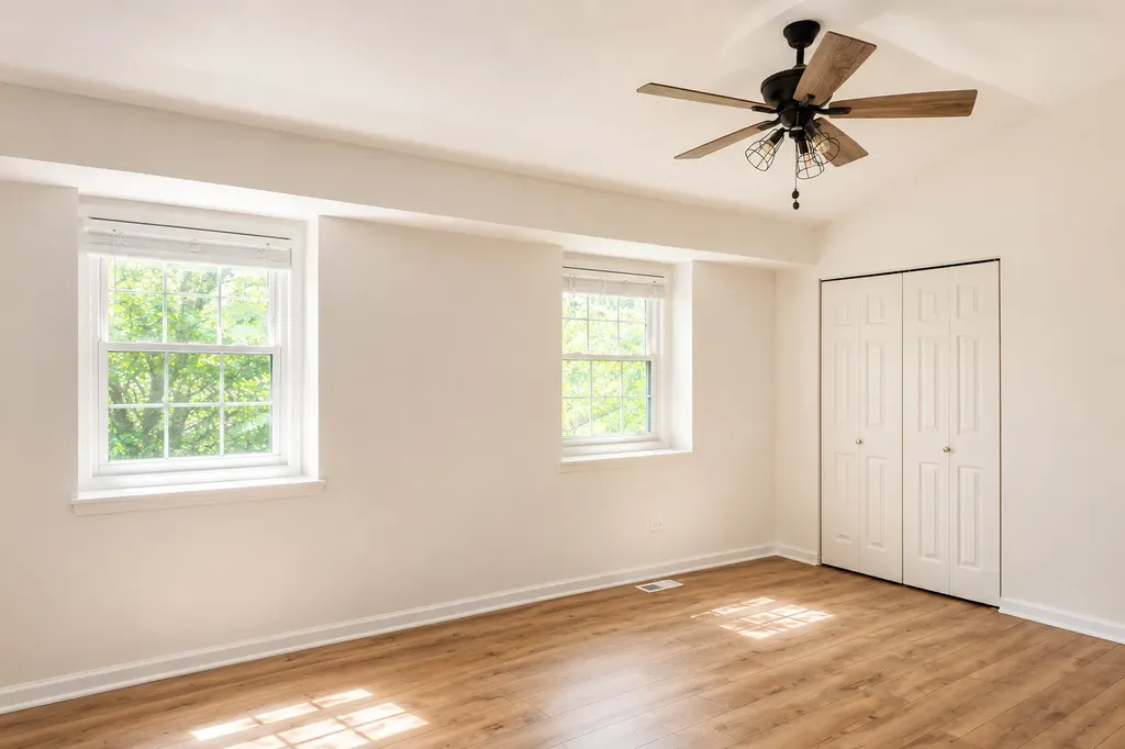 1516 West Jefferson Avenue Naperville IL 60540