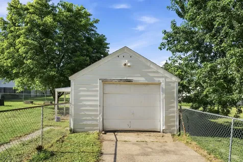 2618 38TH Avenue Moline IL 61265