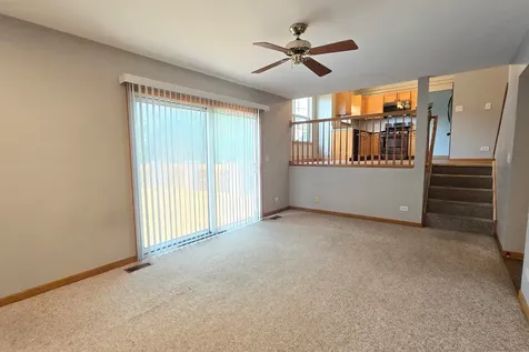 409 Fairfax Lane Grayslake IL 60030