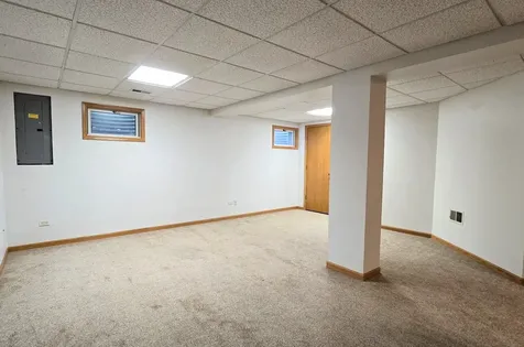 409 Fairfax Lane Grayslake IL 60030