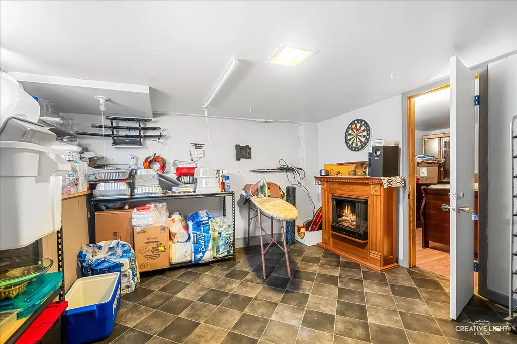 307 Lakelawn Boulevard Aurora IL 60506