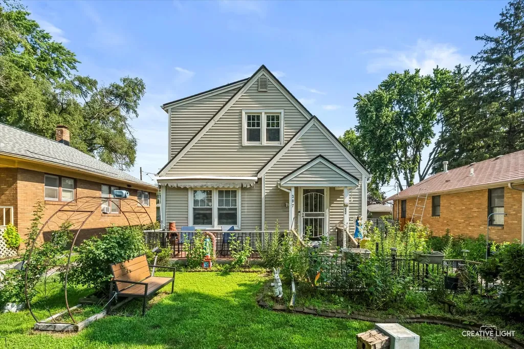 307 Lakelawn Boulevard Aurora IL 60506