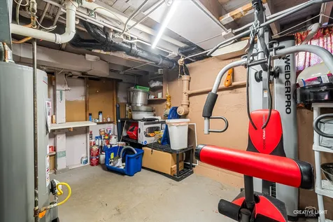 307 Lakelawn Boulevard Aurora IL 60506