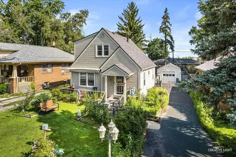 307 Lakelawn Boulevard Aurora IL 60506