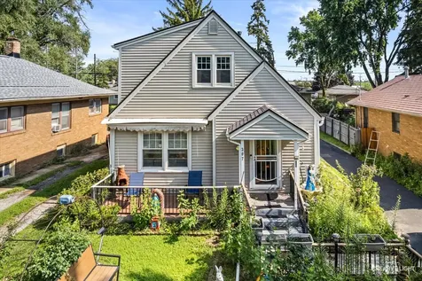 307 Lakelawn Boulevard Aurora IL 60506