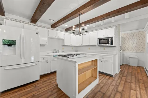 510 West William Street Monticello IL 61856