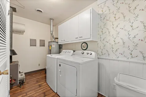 510 West William Street Monticello IL 61856