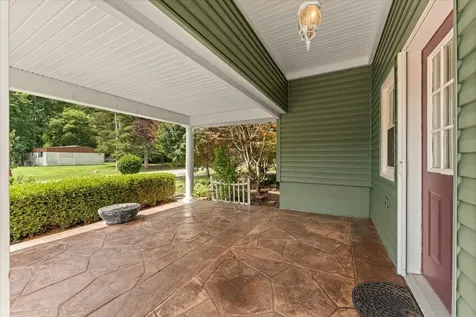 510 West William Street Monticello IL 61856