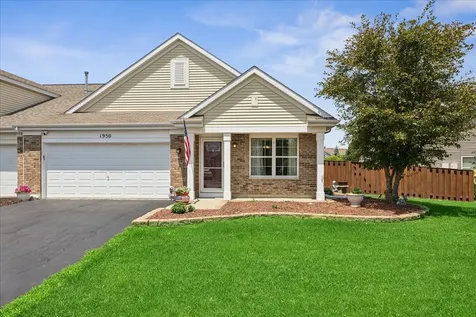 1950 Diamond Head Trail Pingree Grove IL 60140