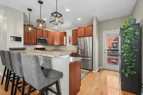 525 Chicago Avenue Evanston IL 60202