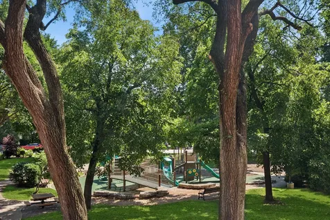 525 Chicago Avenue Evanston IL 60202