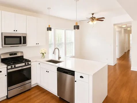 1439 East 66th Place Chicago IL 60637
