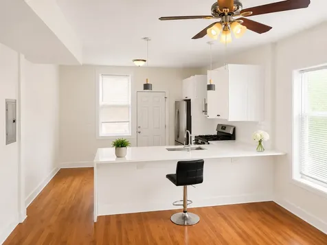 1439 East 66th Place Chicago IL 60637