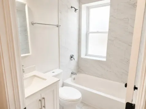 1439 East 66th Place Chicago IL 60637
