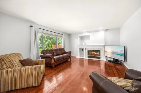 23 Cedar Court South Elgin IL 60177