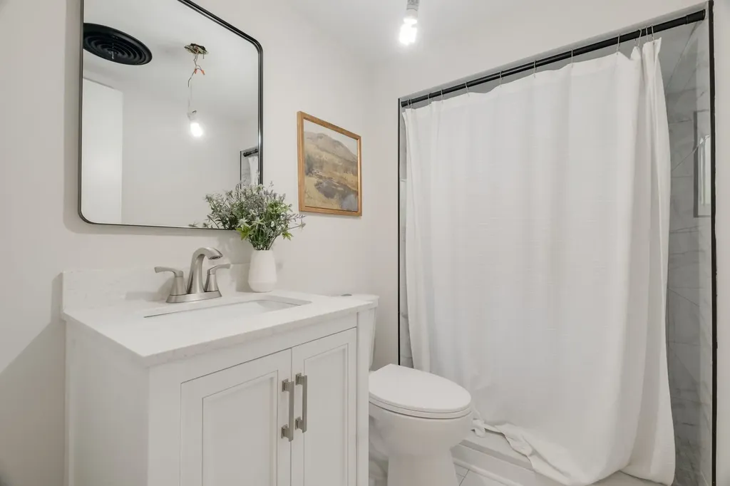 239 Kilpatrick Avenue Wilmette IL 60091