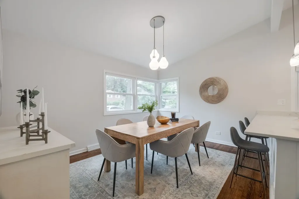 239 Kilpatrick Avenue Wilmette IL 60091