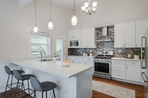 239 Kilpatrick Avenue Wilmette IL 60091