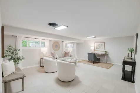239 Kilpatrick Avenue Wilmette IL 60091