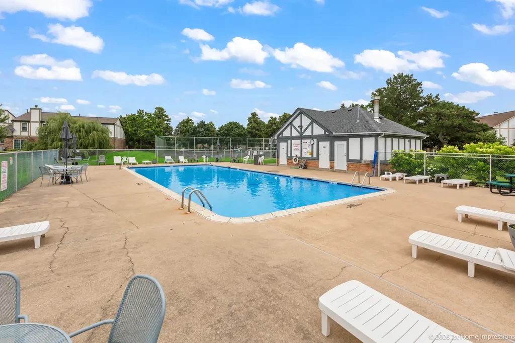 9155 Sutton Court Orland Park IL 60462