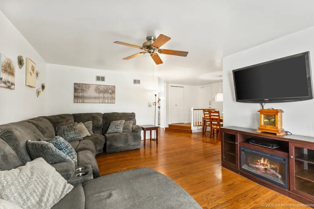9155 Sutton Court Orland Park IL 60462