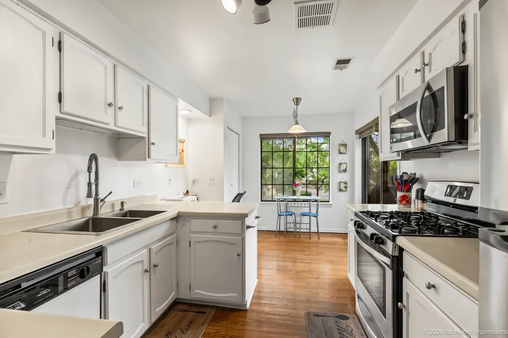 9155 Sutton Court Orland Park IL 60462