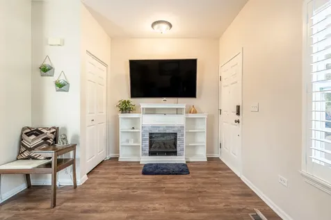 1403 Sherborn Court Minooka IL 60447