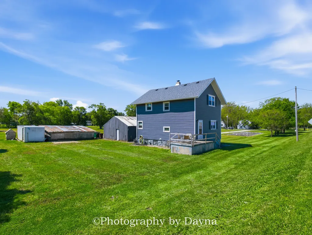 250 West Frontage Street Sheldon IL 60966
