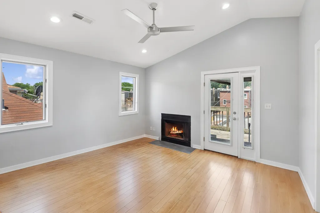 4312 West Wrightwood Avenue Chicago IL 60639