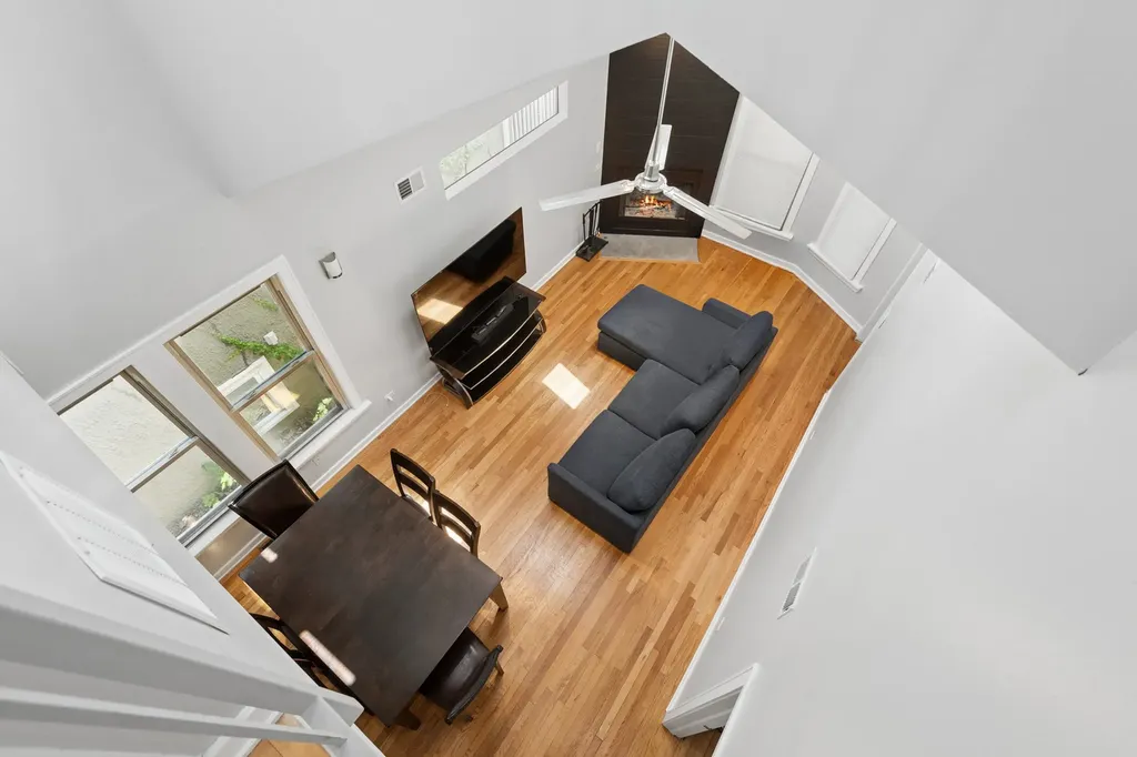 4312 West Wrightwood Avenue Chicago IL 60639