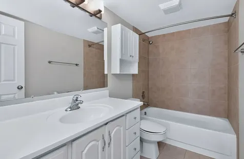 181 Inverness Court Elk Grove Village IL 60007