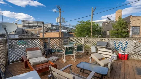 1124 West Eddy Street Chicago IL 60657