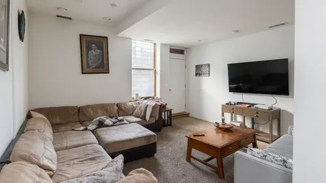 1124 West Eddy Street Chicago IL 60657