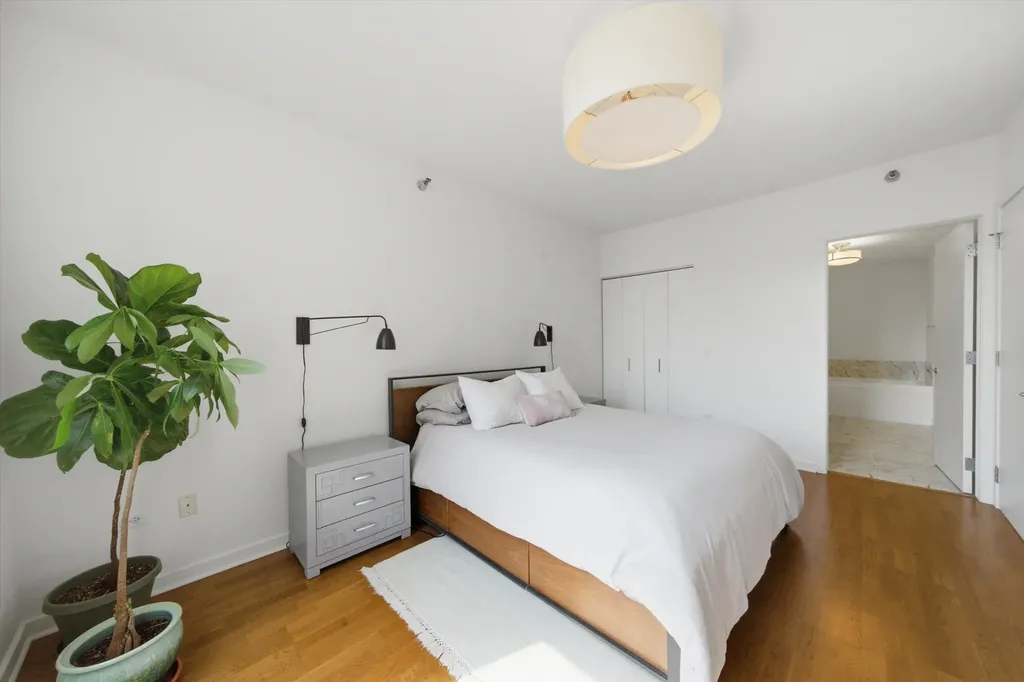 330 West Grand Avenue Chicago IL 60654