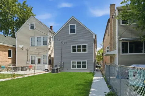 1504 Grove Avenue Berwyn IL 60402