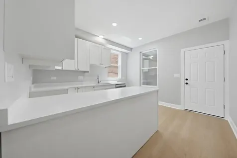 1504 Grove Avenue Berwyn IL 60402