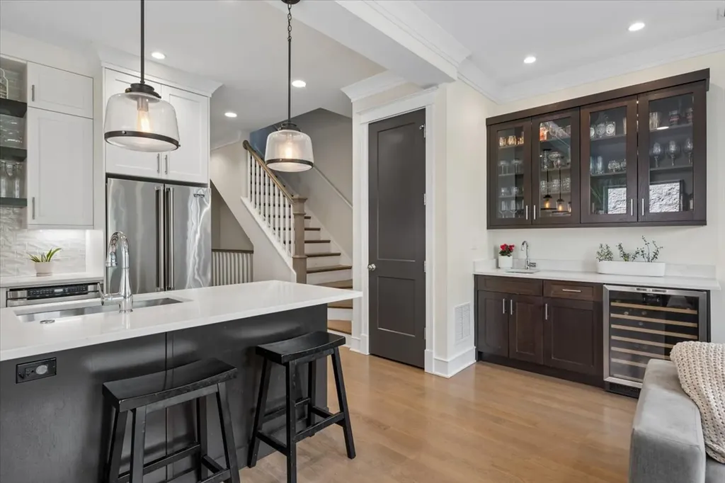 2653 North Dayton Street Chicago IL 60614