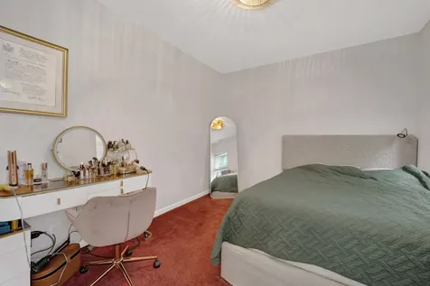 3201 West Argyle Street Chicago IL 60625