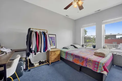3201 West Argyle Street Chicago IL 60625