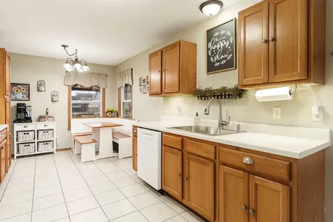 3920 Ashwinton Way Rockford IL 61109