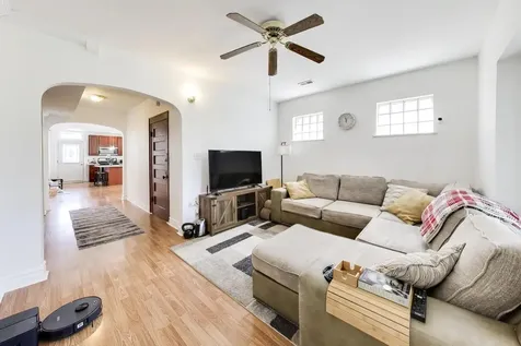 3435 North Harding Avenue Chicago IL 60618