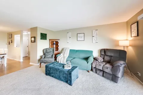 5840 West 104th Street Oak Lawn IL 60453