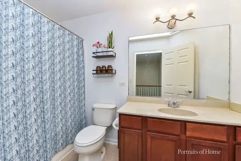 3360 Kentshire Circle Aurora IL 60504