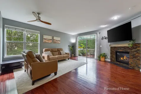 3360 Kentshire Circle Aurora IL 60504