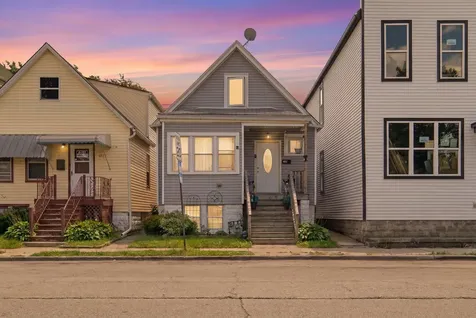 4825 West 28th Street Cicero IL 60804